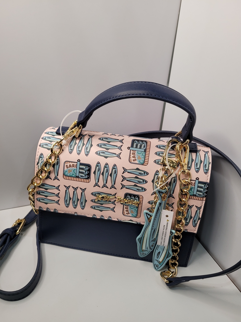 👉✨️Betsey Johnson Navy & Pink Sardine Print Top-Handle Bag